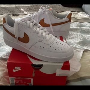 Nike Women’s Sneaker